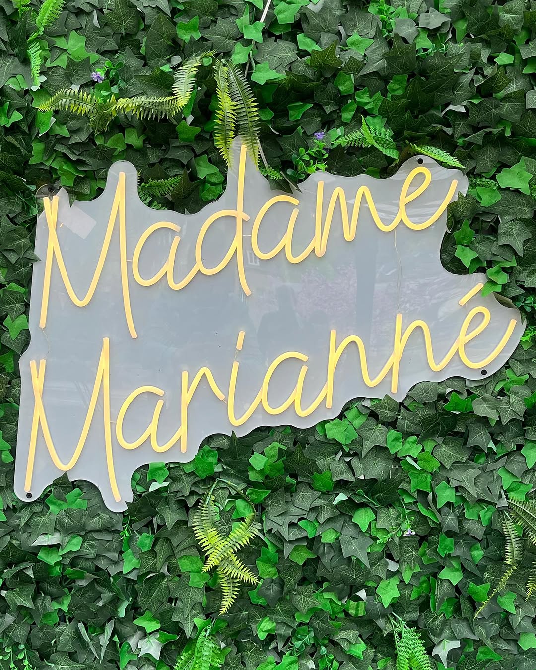 Une table chaleureuse au bord de l'Our — Madame Marianné
